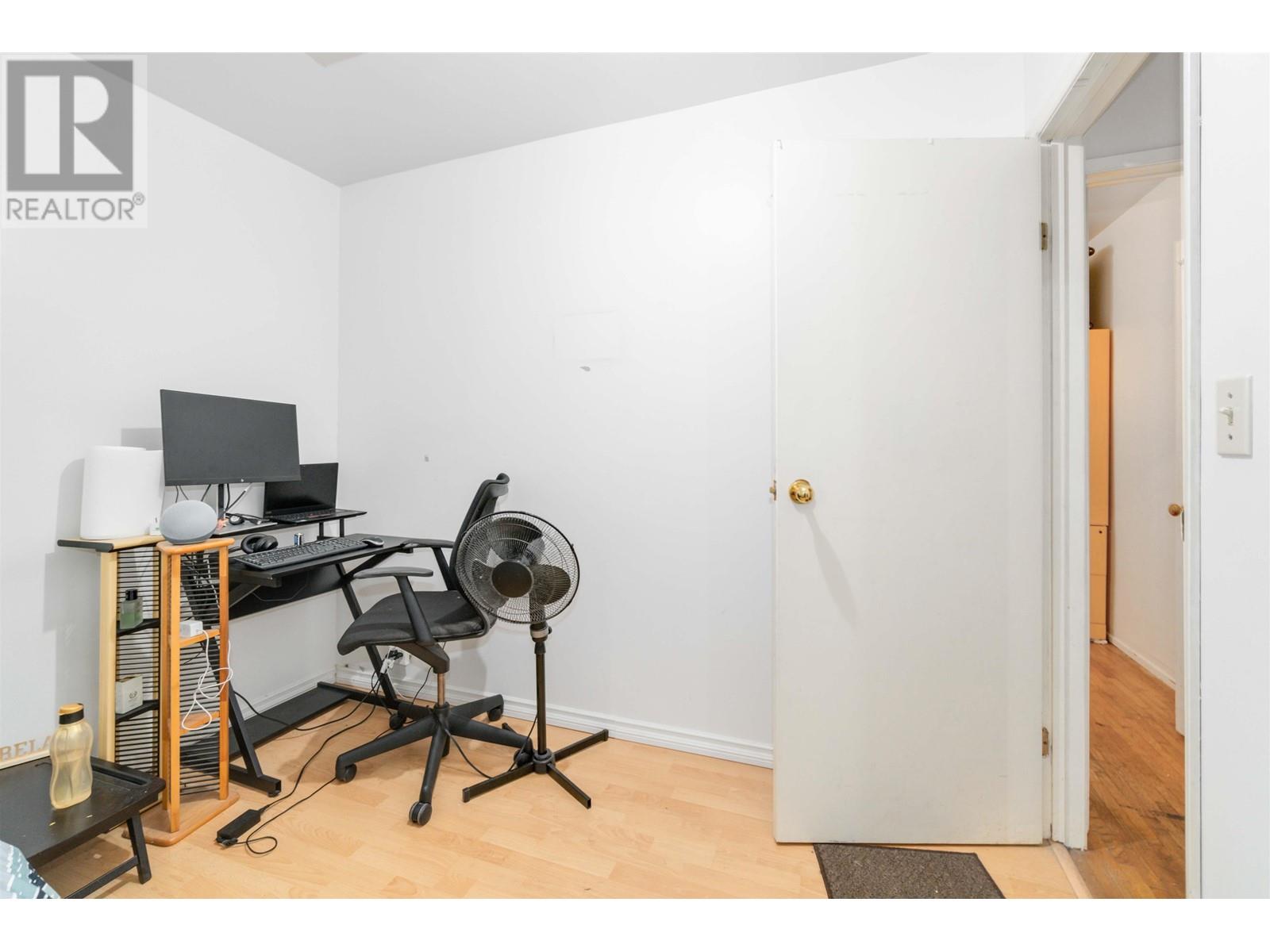 Listing Picture 20 of 38 : 453 E 47TH AVENUE, Vancouver / 溫哥華 - 魯藝地產 Yvonne Lu Group - MLS Medallion Club Member