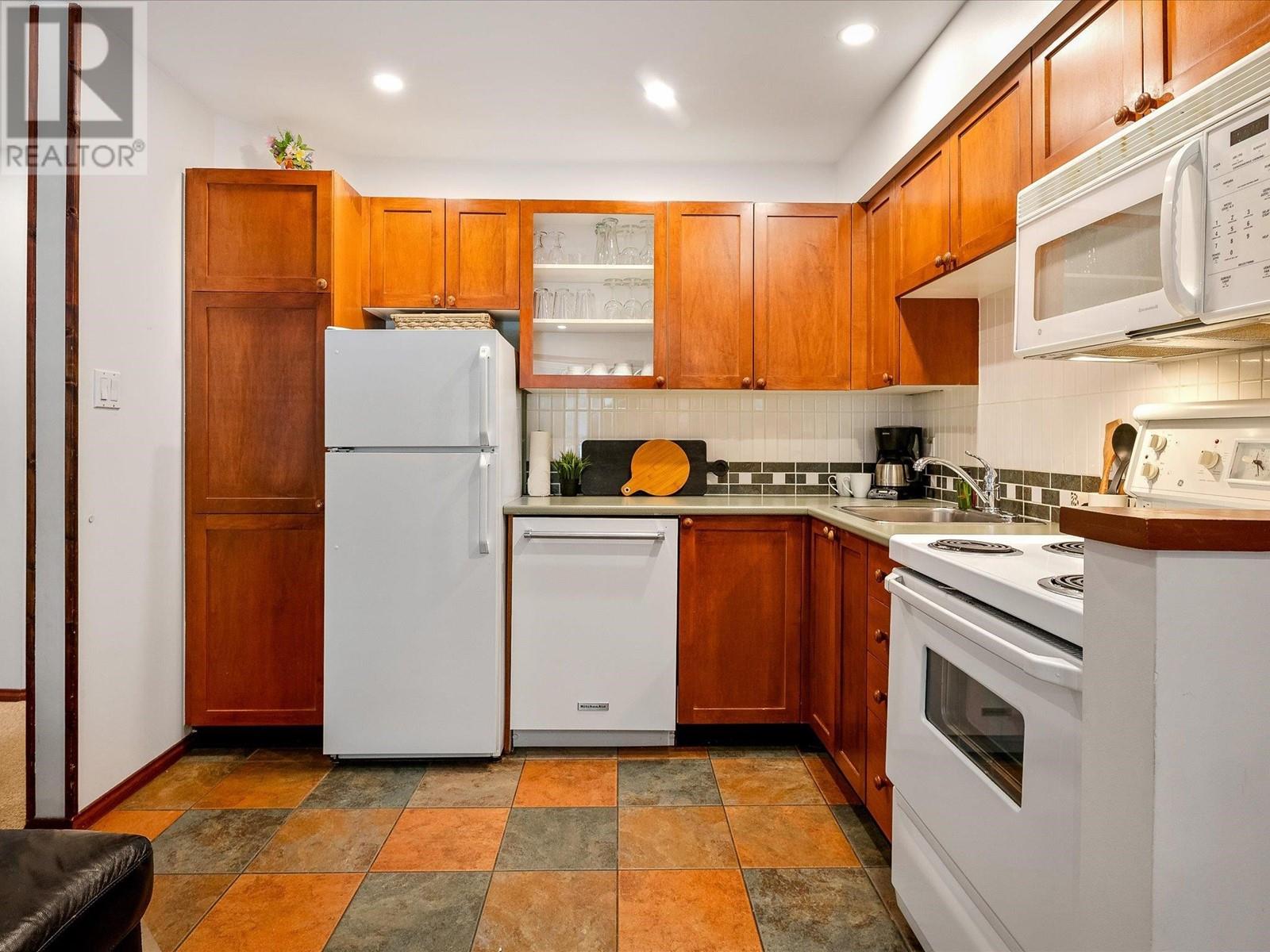 74 4388 NORTHLANDS BOULEVARD