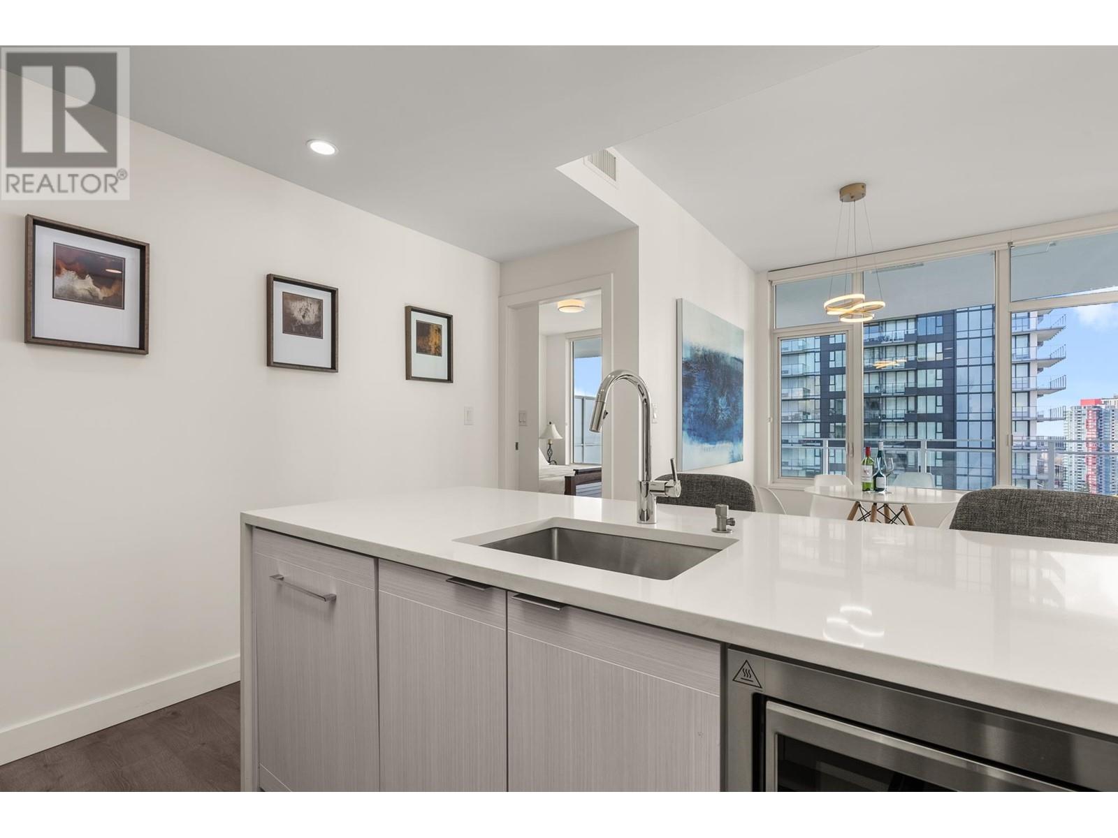 2207 5051 Imperial Street, Burnaby, British Columbia  V5J 0J3 - Photo 11 - R2965857