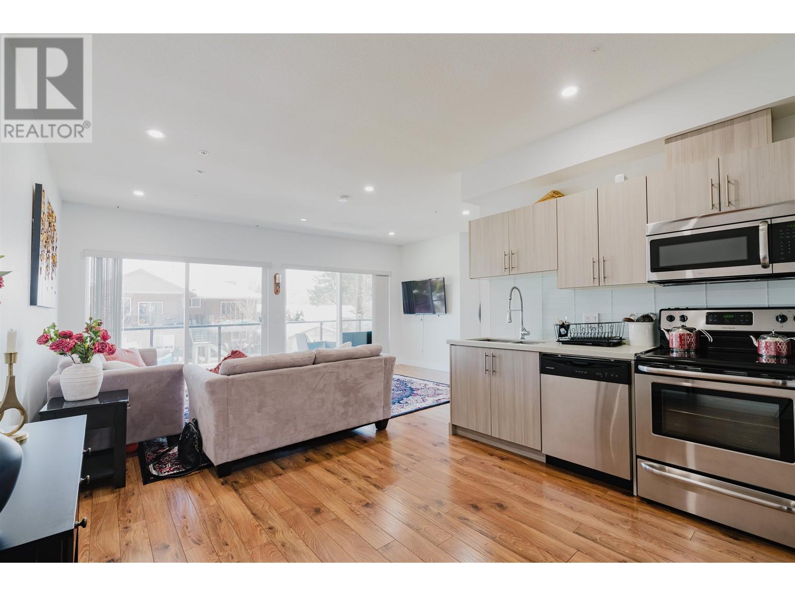 Property at 217 12070 227 STREET image 5