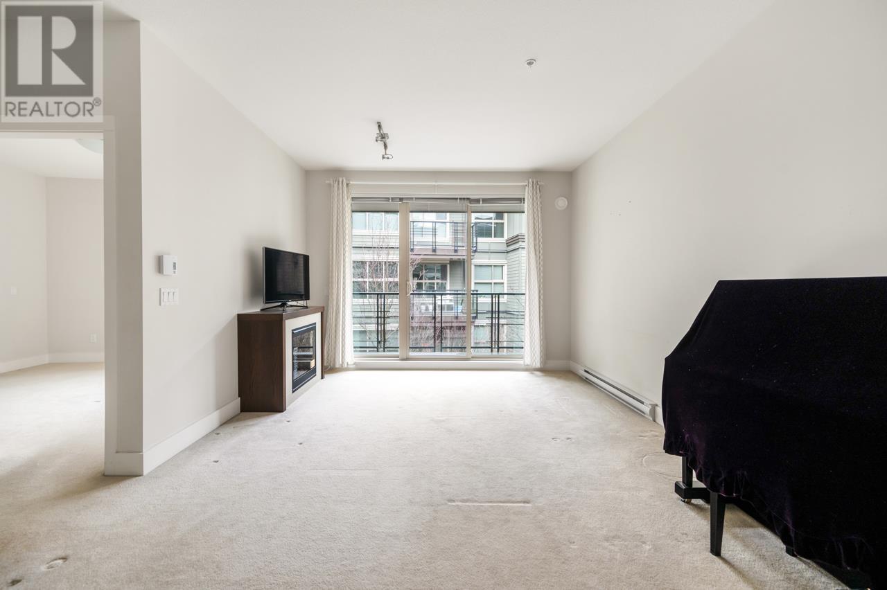 Listing Picture 8 of 19 : 301 3478 WESBROOK MALL, Vancouver / 溫哥華 - 魯藝地產 Yvonne Lu Group - MLS Medallion Club Member