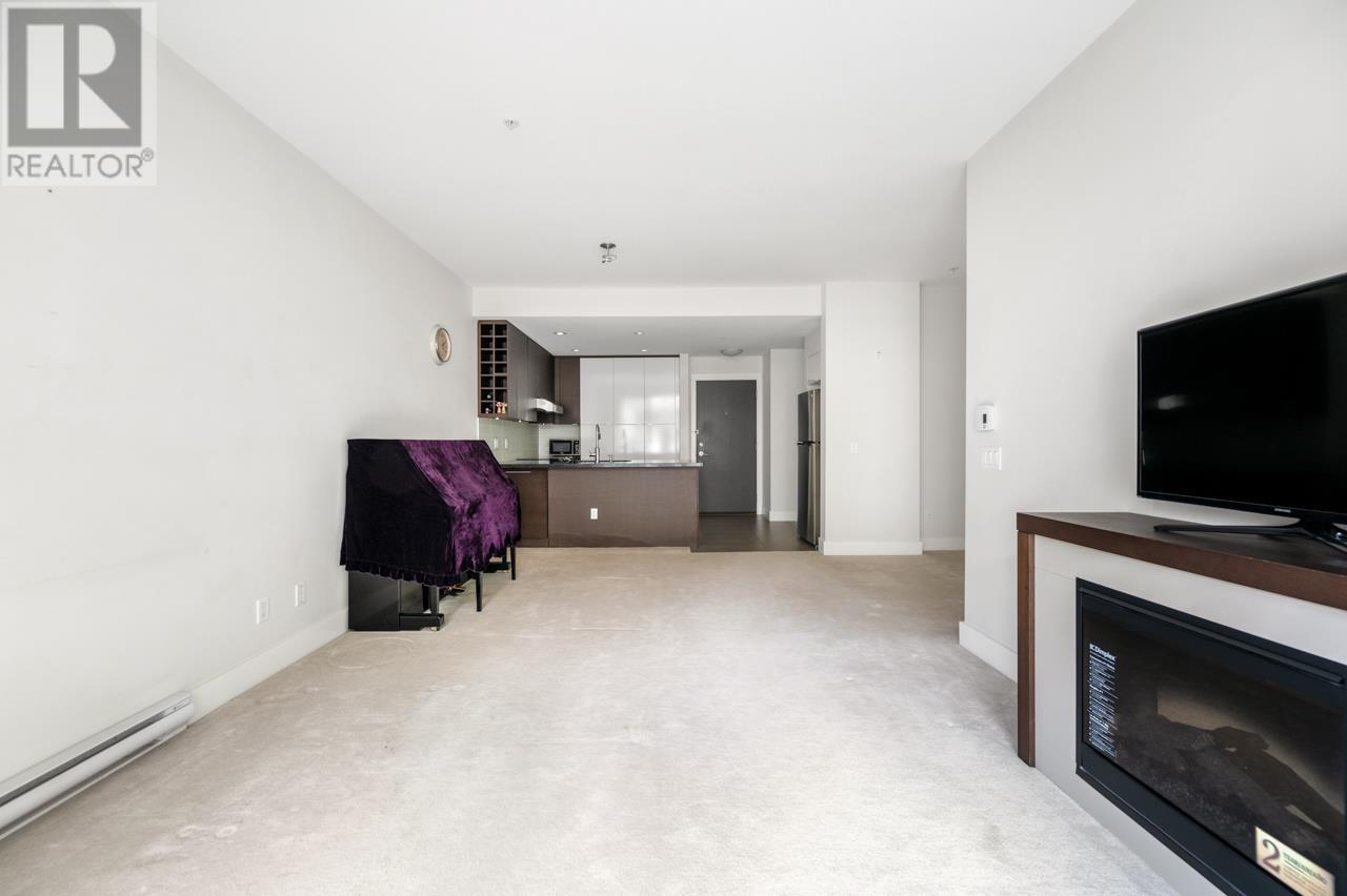 Listing Picture 7 of 19 : 301 3478 WESBROOK MALL, Vancouver / 溫哥華 - 魯藝地產 Yvonne Lu Group - MLS Medallion Club Member