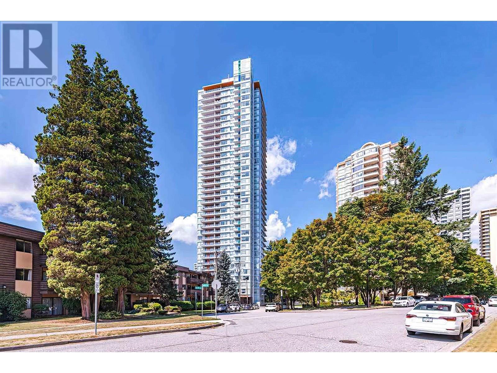 Listing Picture 2 of 15 : 902 5883 BARKER AVENUE, Burnaby / 本拿比 - 魯藝地產 Yvonne Lu Group - MLS Medallion Club Member