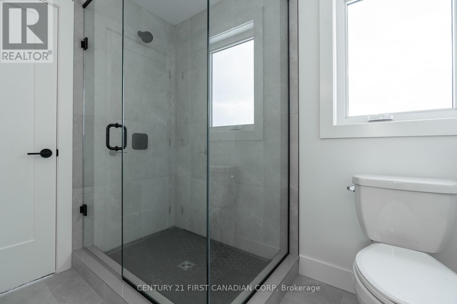 Photo 18 of 49 for 2234 Southport Crescent