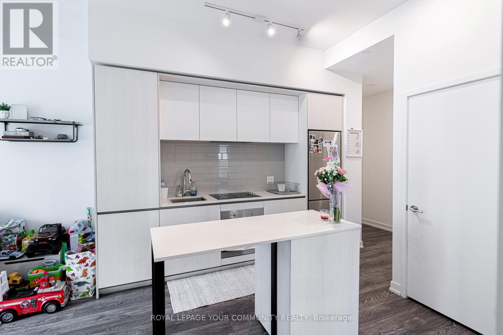 201 - 34 Tubman Avenue, Toronto, Ontario  M5A 0R2 - Photo 7 - C11968343