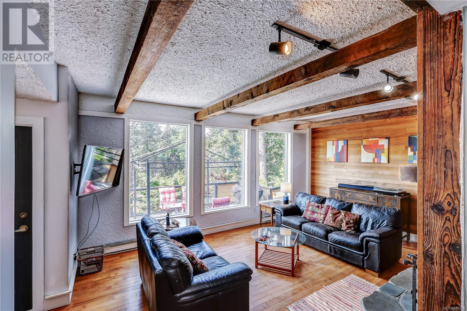 Property at 1546 Marina Way image 3