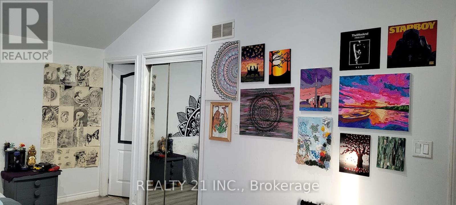 Property at 82 PRESTON STREET image 2