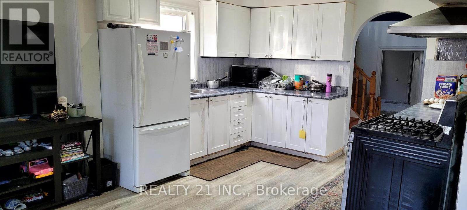 Property at 82 PRESTON STREET image 4