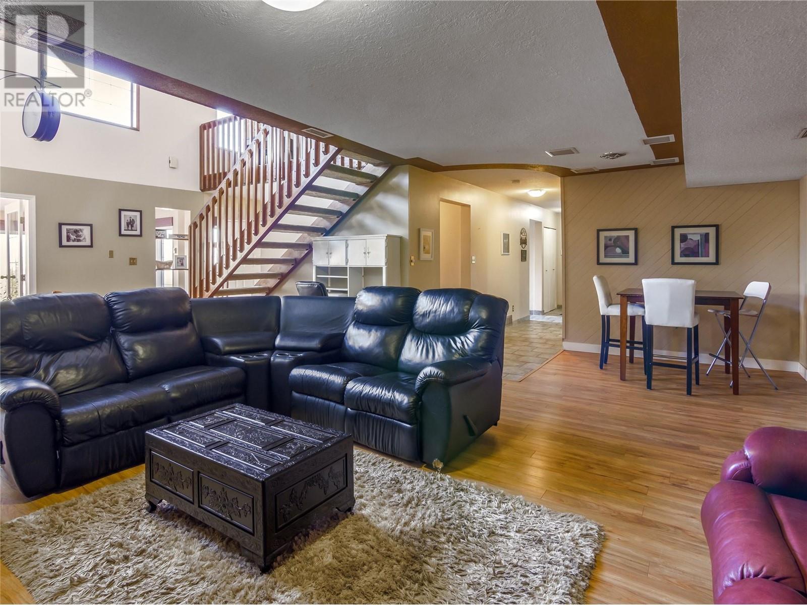 Property at 112 Lakehill Road image 5
