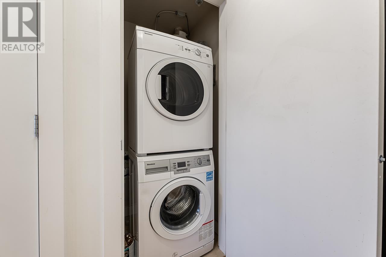 Listing Picture 16 of 26 : 703 6951 ELMBRIDGE WAY, Richmond / 烈治文 - 魯藝地產 Yvonne Lu Group - MLS Medallion Club Member