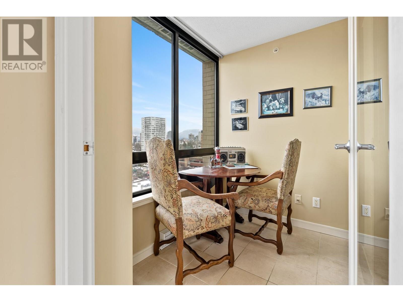 1307 1003 Burnaby Street, Vancouver, British Columbia  V6E 4R7 - Photo 5 - R2965902