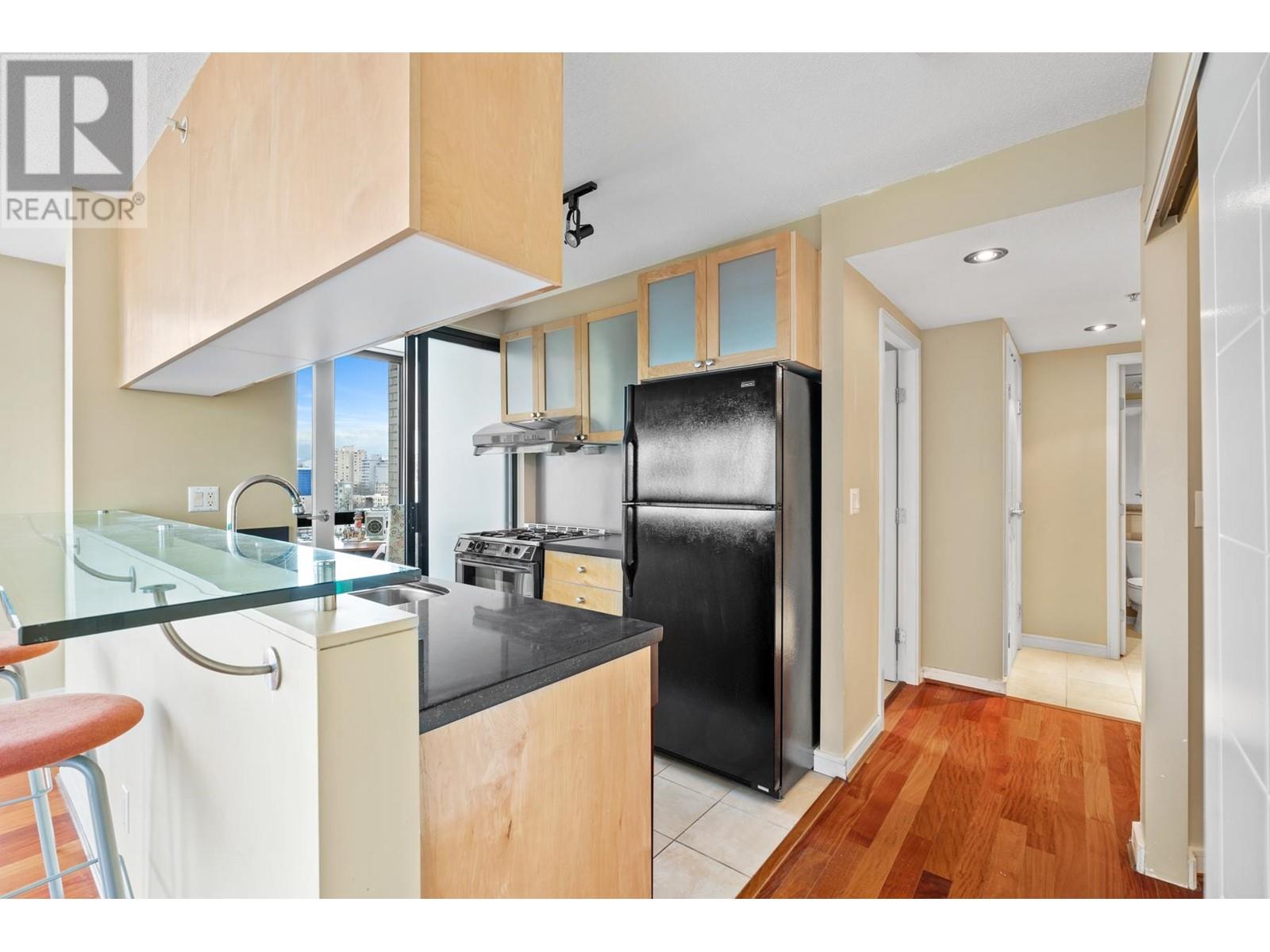 1307 1003 Burnaby Street, Vancouver, British Columbia  V6E 4R7 - Photo 7 - R2965902