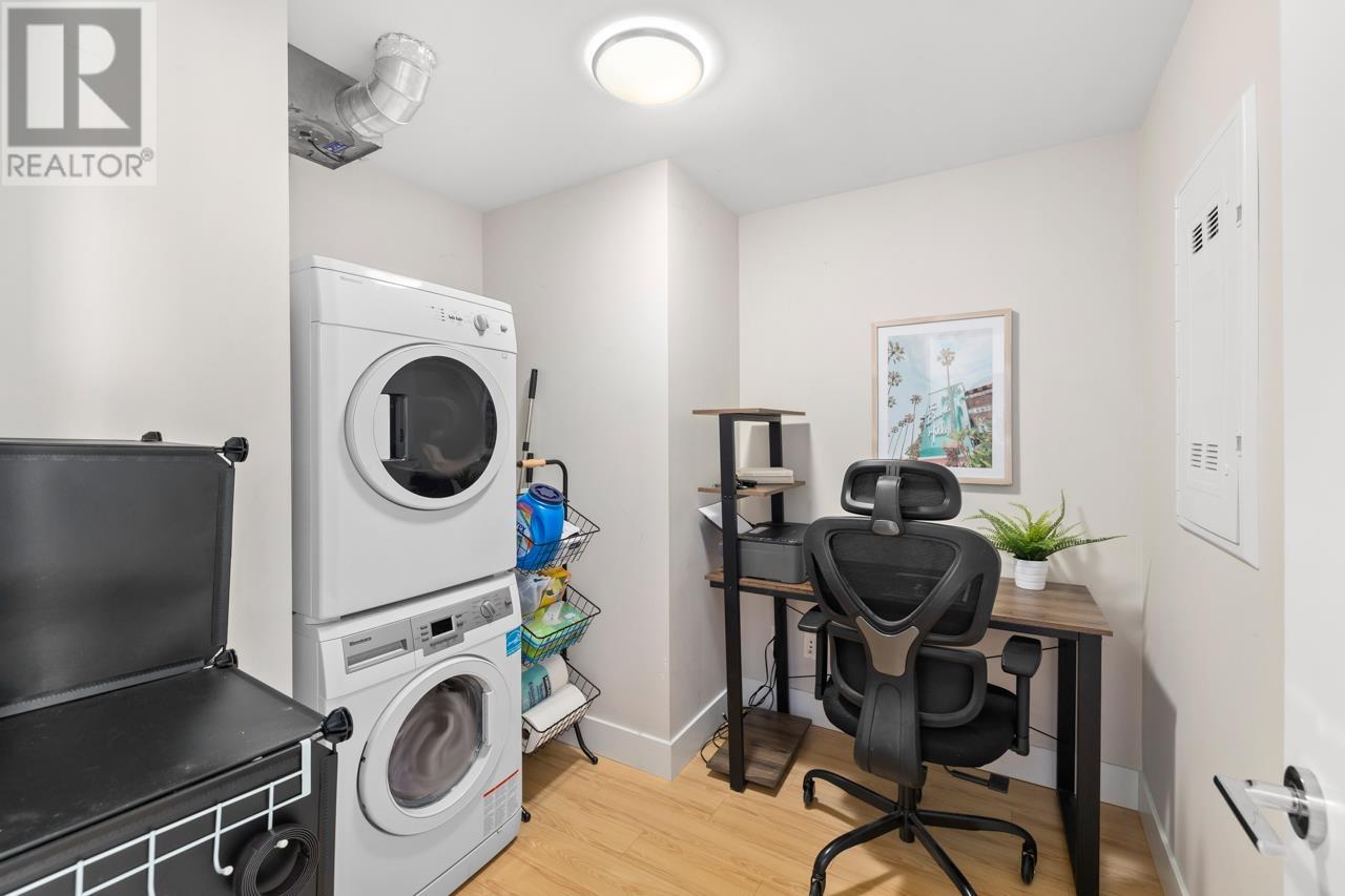 Listing Picture 17 of 34 : 809 159 W 2ND AVENUE, Vancouver / 溫哥華 - 魯藝地產 Yvonne Lu Group - MLS Medallion Club Member