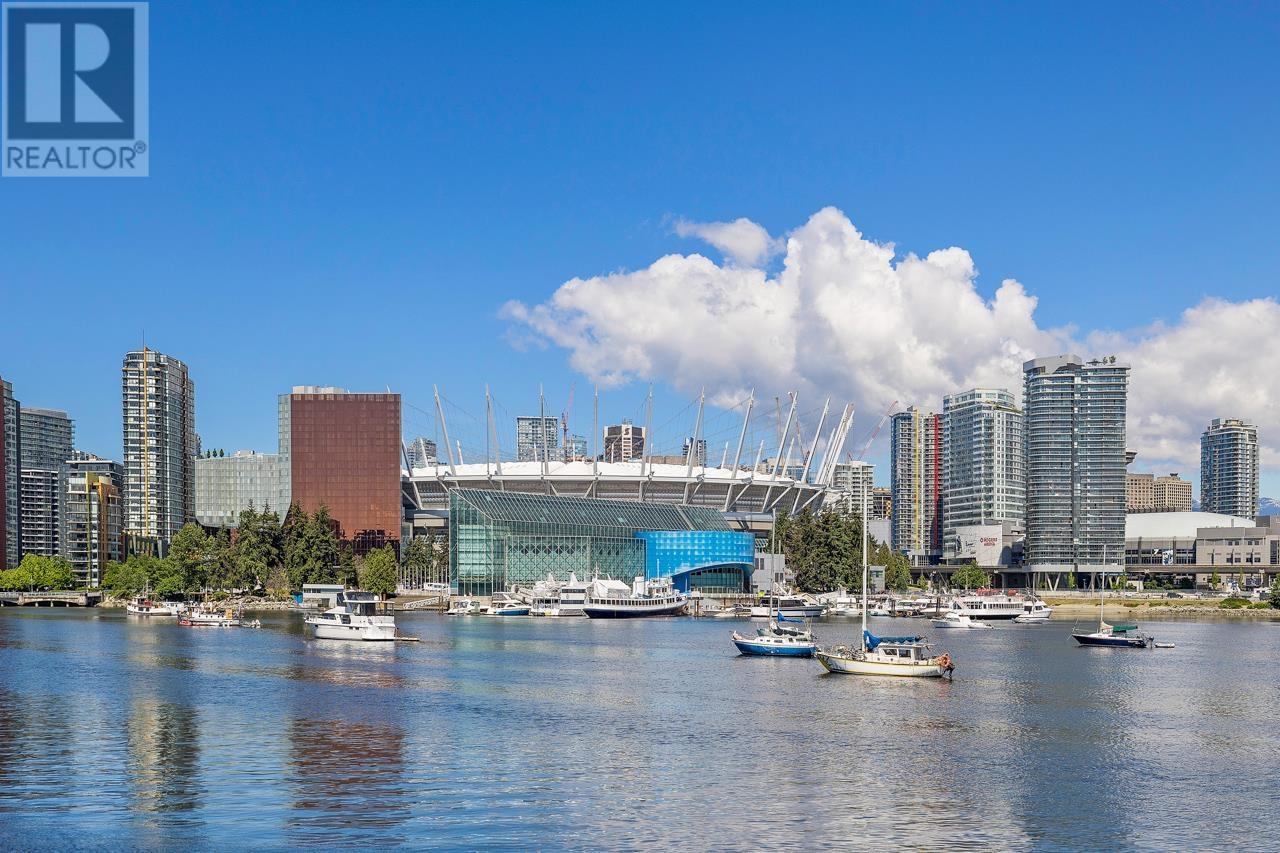 Listing Picture 29 of 34 : 809 159 W 2ND AVENUE, Vancouver / 溫哥華 - 魯藝地產 Yvonne Lu Group - MLS Medallion Club Member