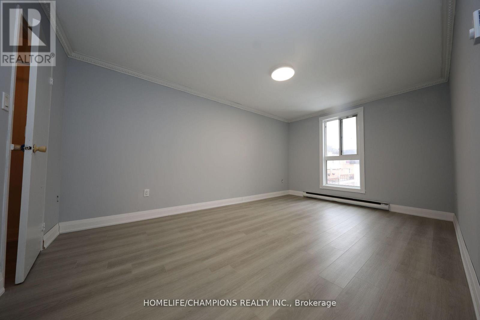 Property at 2026 - 100 MORNELLE COURT image 4