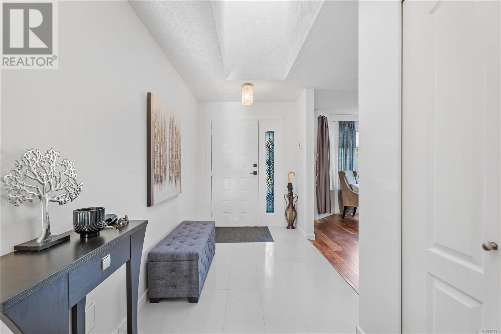 Property at 3718 Arbutus Dr N image 5