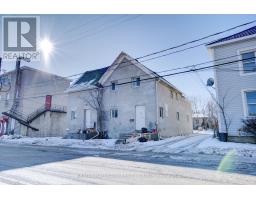 56 VICTORIA AVENUE, Smiths Falls, Ontario