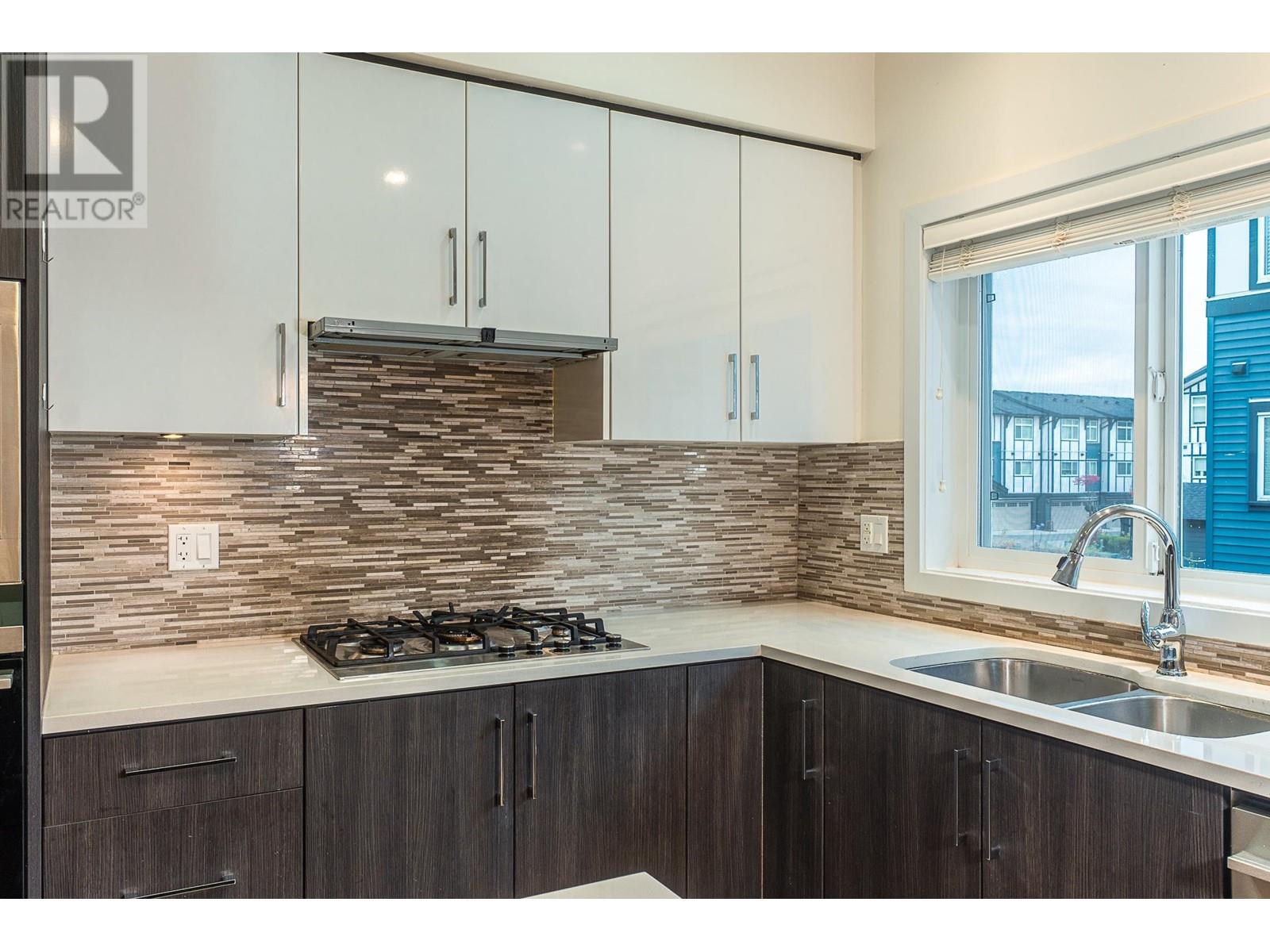 Listing Picture 6 of 36 : 17 9680 ALEXANDRA ROAD, Richmond / 烈治文 - 魯藝地產 Yvonne Lu Group - MLS Medallion Club Member