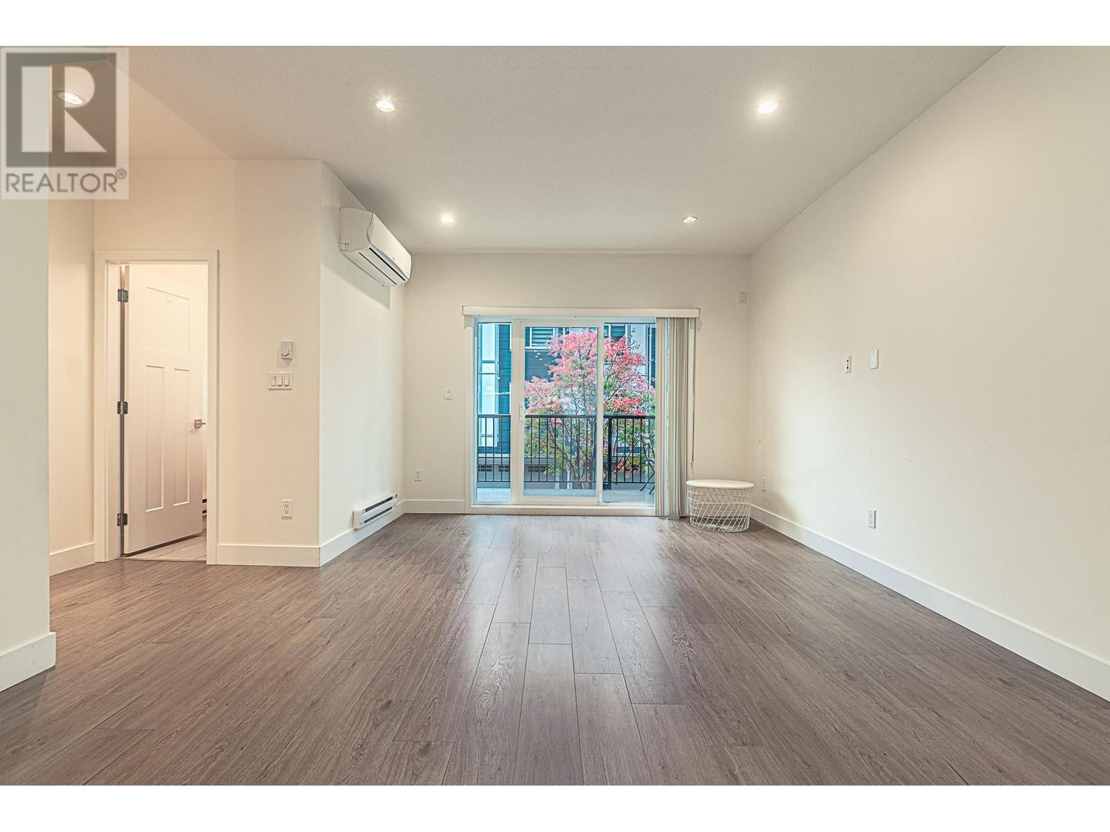 Listing Picture 13 of 36 : 17 9680 ALEXANDRA ROAD, Richmond / 烈治文 - 魯藝地產 Yvonne Lu Group - MLS Medallion Club Member