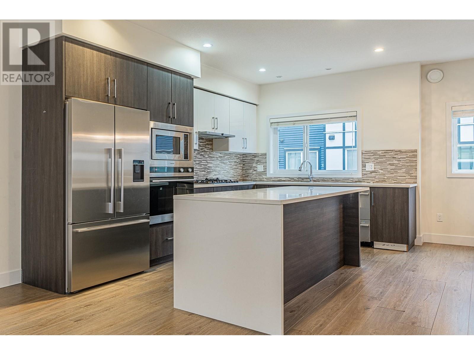 Listing Picture 5 of 36 : 17 9680 ALEXANDRA ROAD, Richmond / 烈治文 - 魯藝地產 Yvonne Lu Group - MLS Medallion Club Member