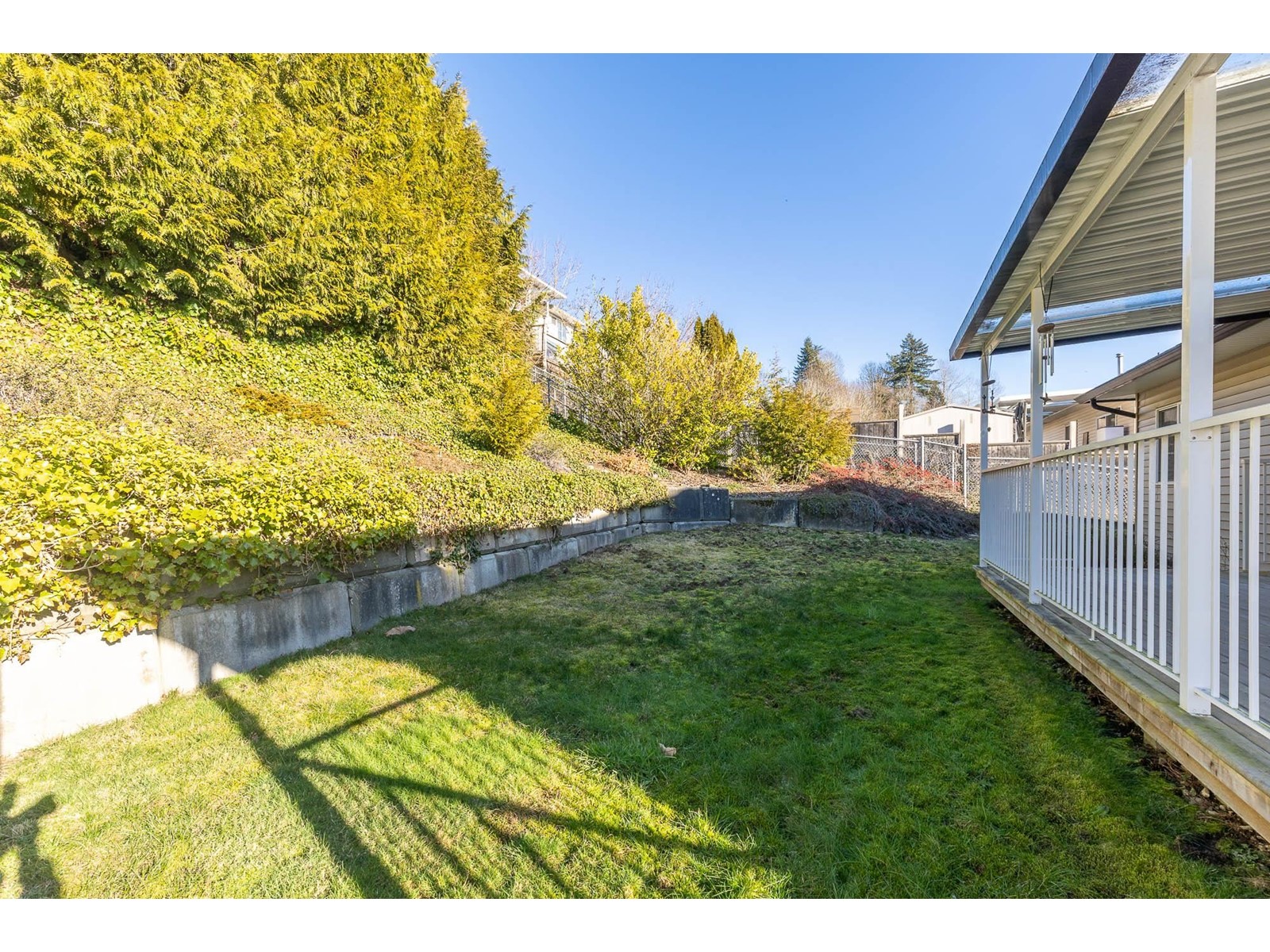 Property at 32415 BADGER AVENUE image 5
