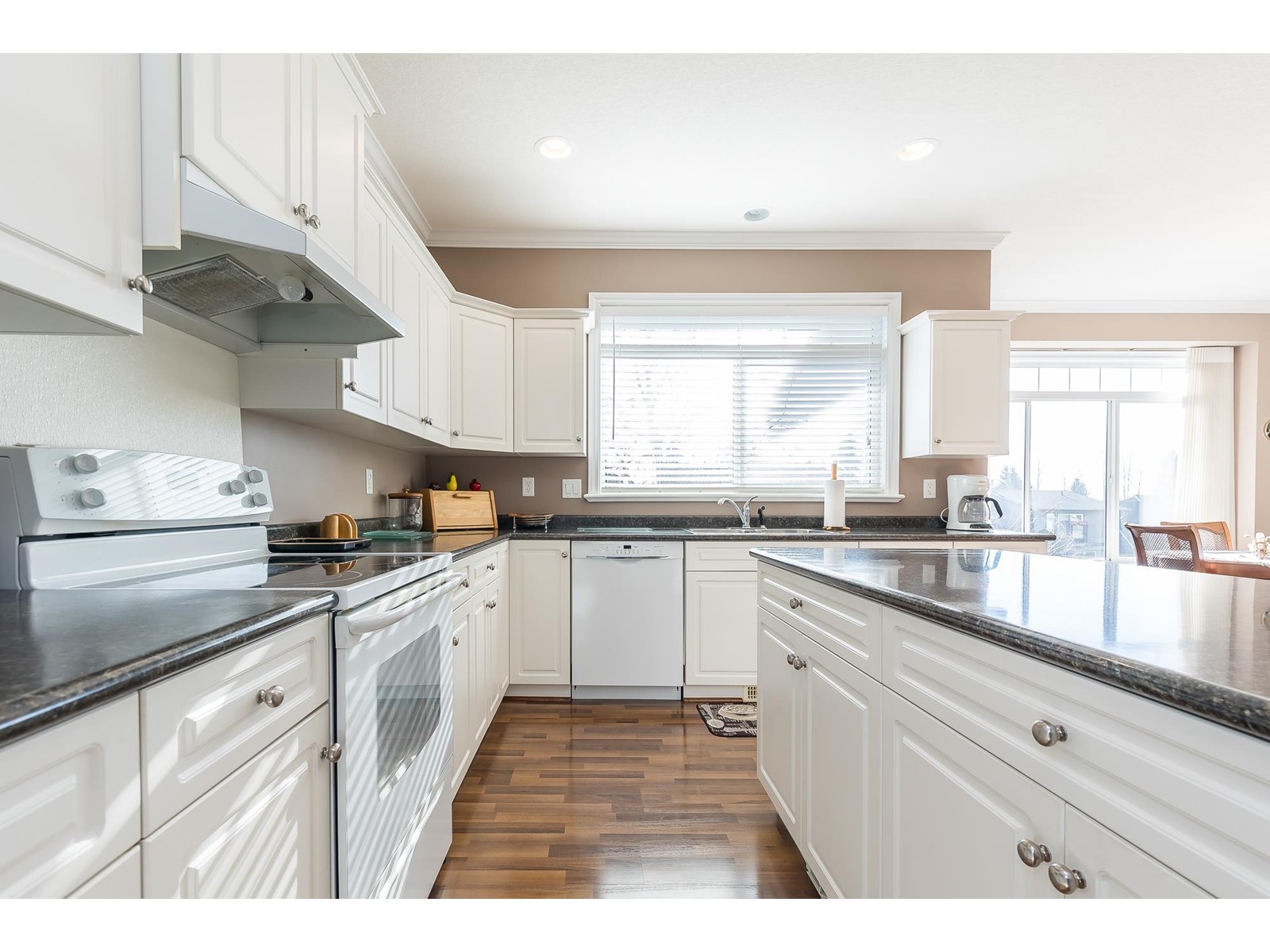 32415 Badger Avenue, Mission, British Columbia  V2V 5H8 - Photo 13 - R2962186