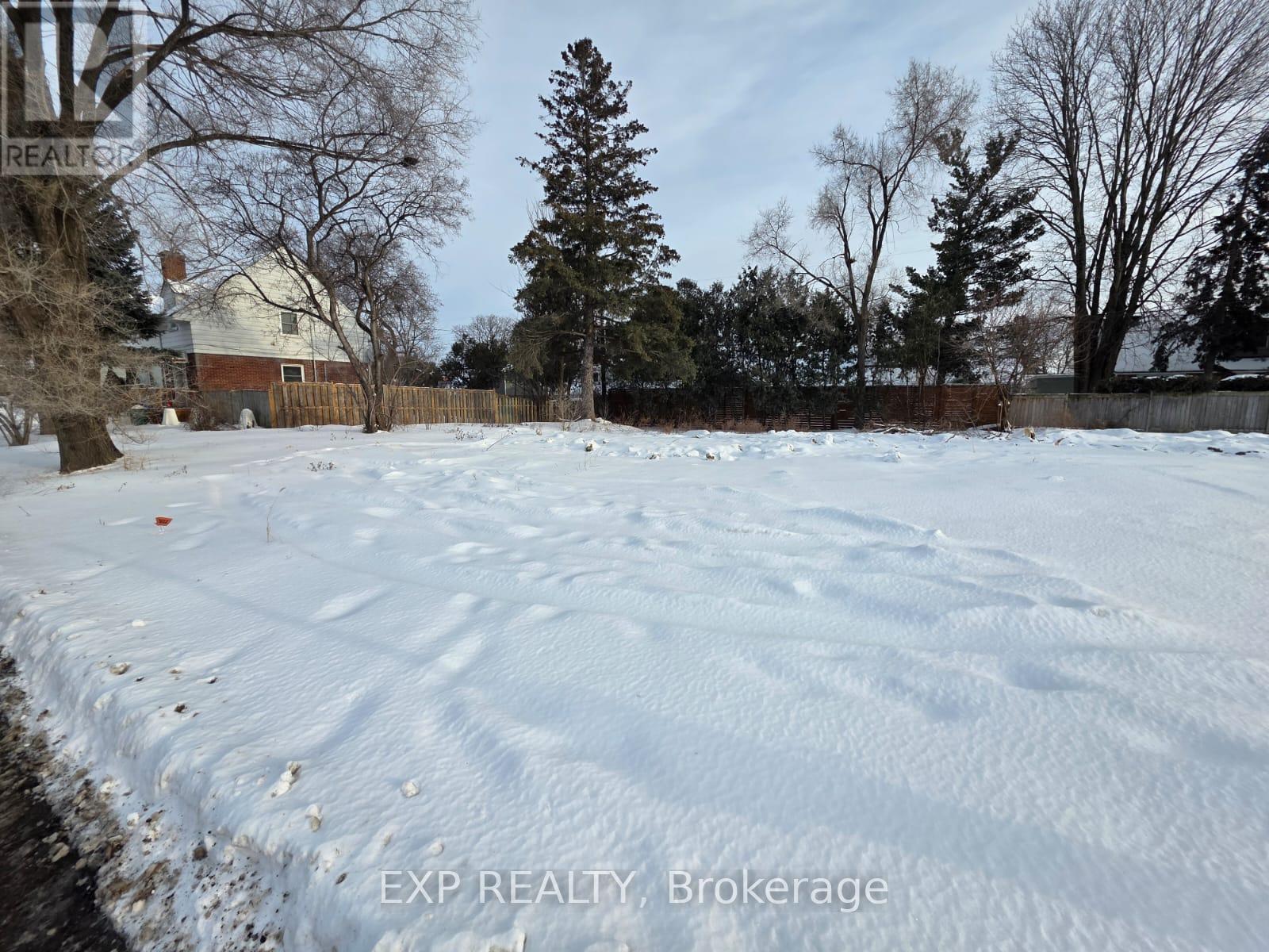 216 Baseline Road, Ottawa, Ontario  K2C 0A2 - Photo 2 - X11968503