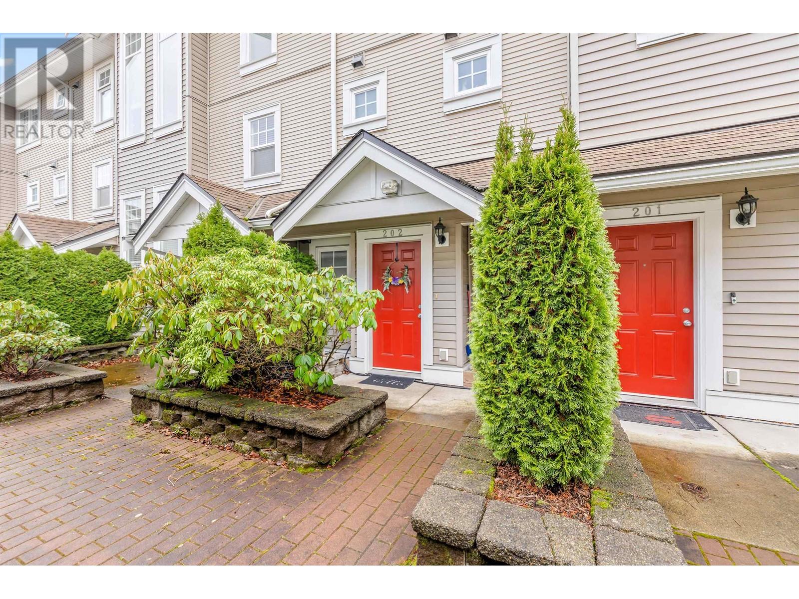 202 4025 NORFOLK STREET, Burnaby