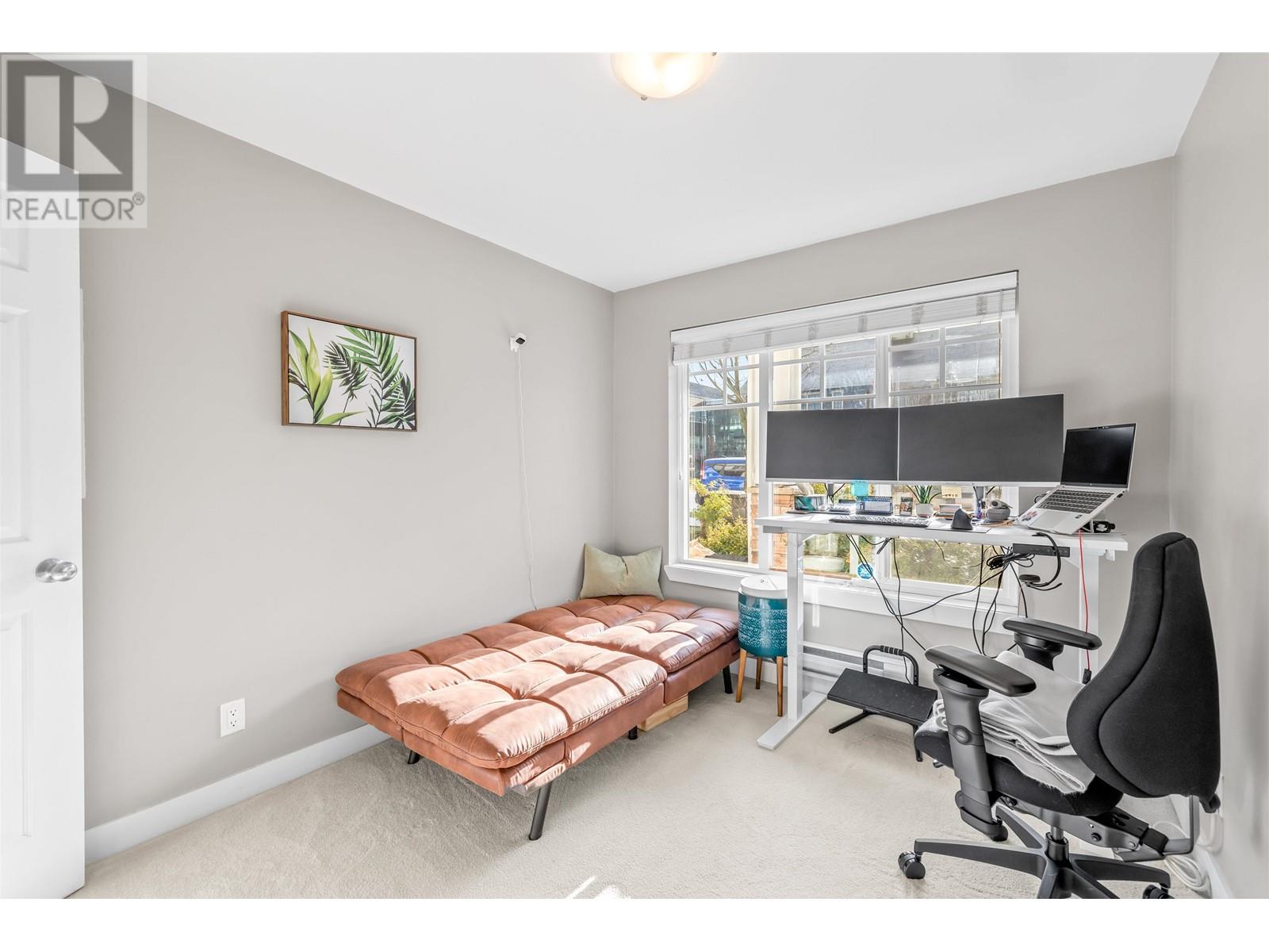 Listing Picture 26 of 32 : 202 4025 NORFOLK STREET, Burnaby / 本拿比 - 魯藝地產 Yvonne Lu Group - MLS Medallion Club Member