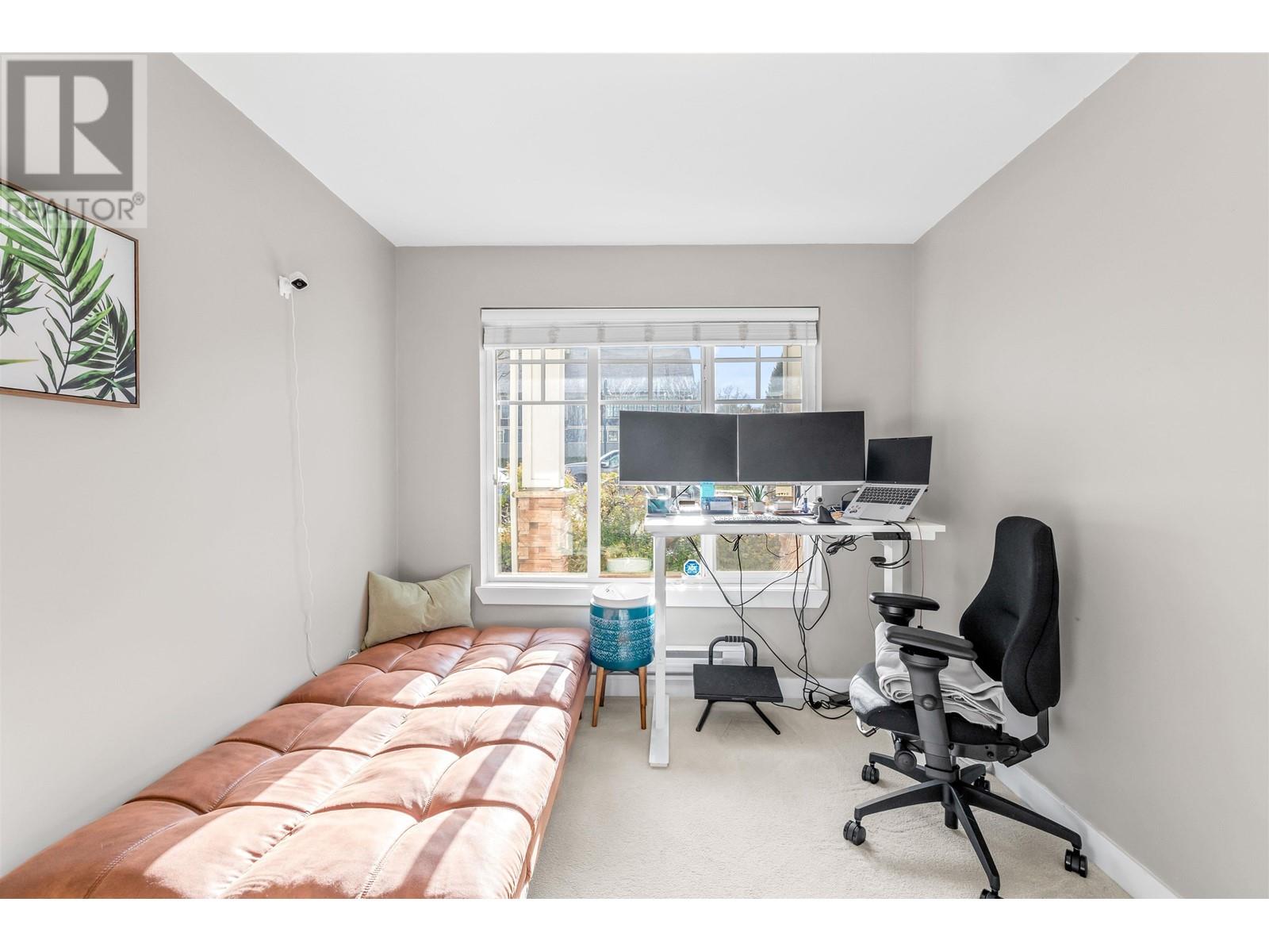Listing Picture 27 of 32 : 202 4025 NORFOLK STREET, Burnaby / 本拿比 - 魯藝地產 Yvonne Lu Group - MLS Medallion Club Member
