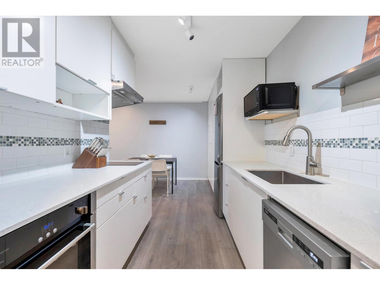 205 428 Agnes Street, New Westminster, British Columbia  V3L 1G1 - Photo 12 - R2965664