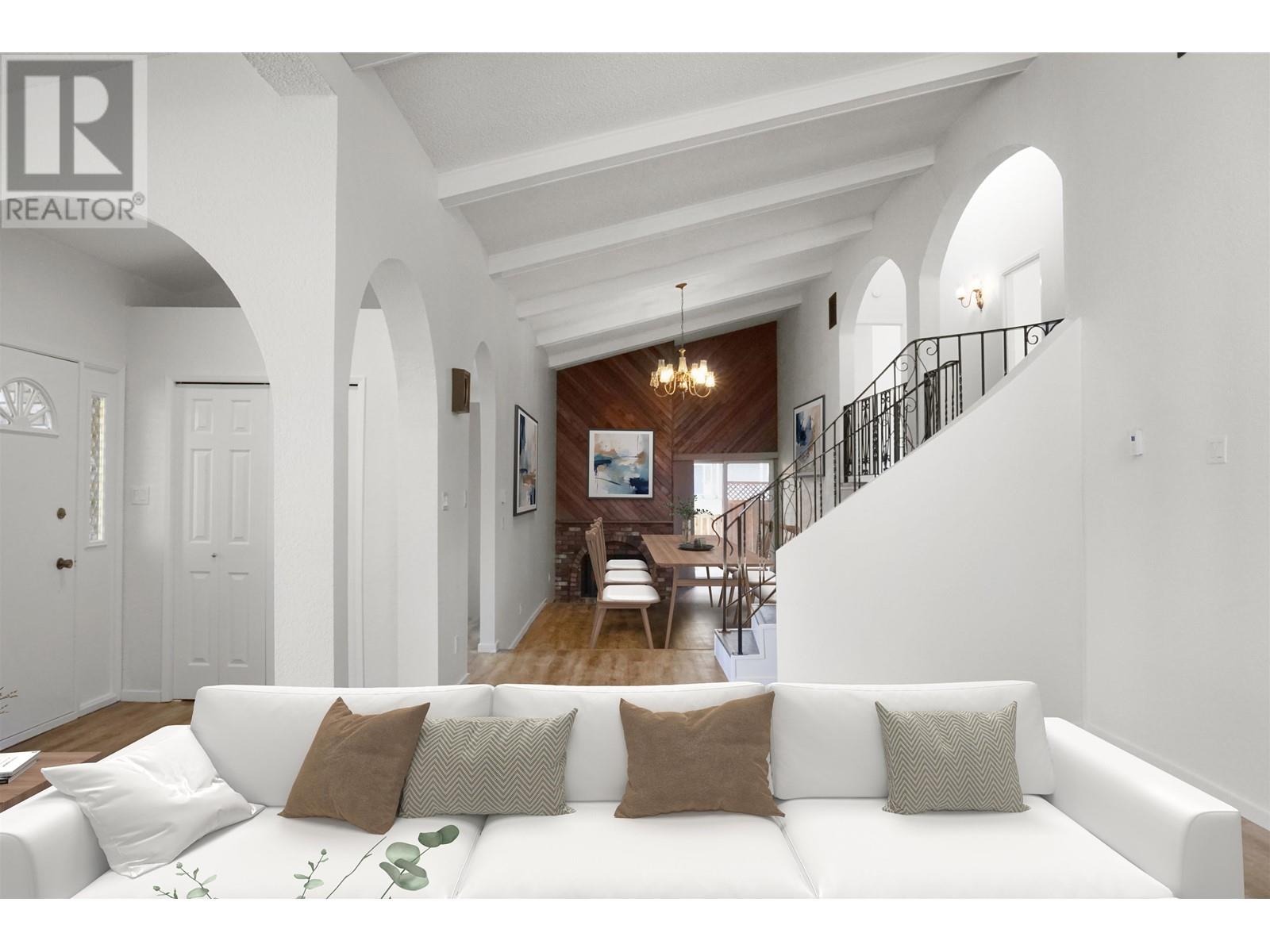 Property at 150 ANGLE STREET image 5