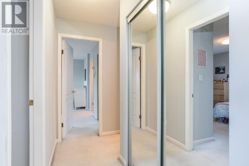 Listing Picture 13 of 27 : 301 1023 WOLFE AVENUE, Vancouver / 溫哥華 - 魯藝地產 Yvonne Lu Group - MLS Medallion Club Member