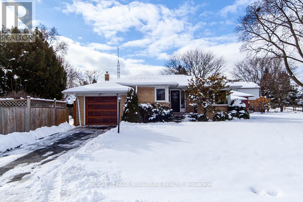 34 APPLEDALE ROAD, Toronto, Ontario