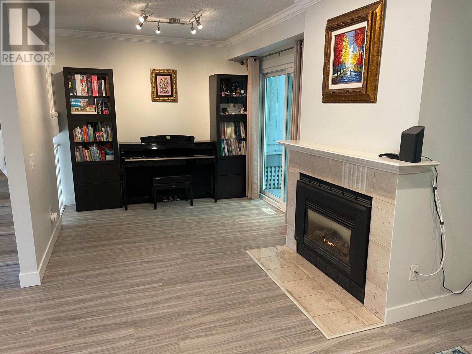 Listing Picture 5 of 40 : 9273 GOLDHURST TERRACE, Burnaby / 本拿比 - 魯藝地產 Yvonne Lu Group - MLS Medallion Club Member