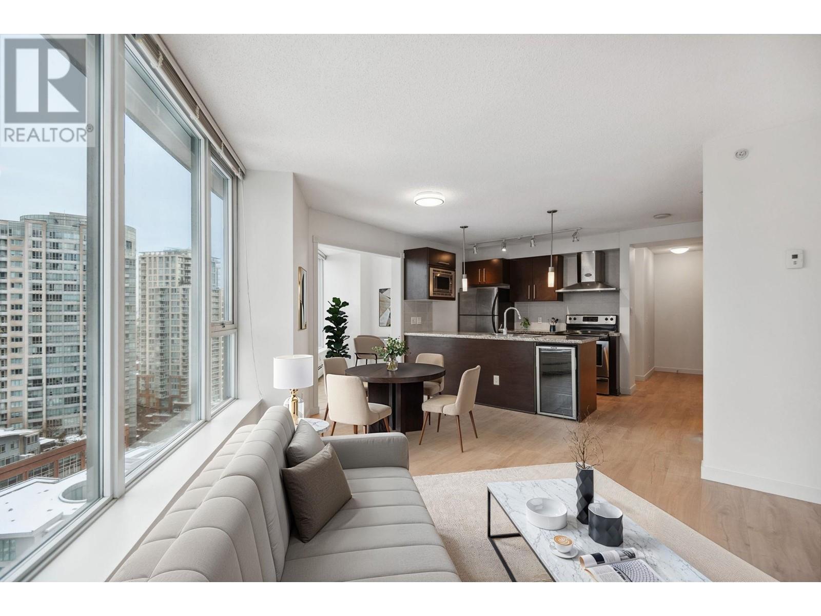 Listing Picture 5 of 29 : 1901 689 ABBOTT STREET, Vancouver / 溫哥華 - 魯藝地產 Yvonne Lu Group - MLS Medallion Club Member