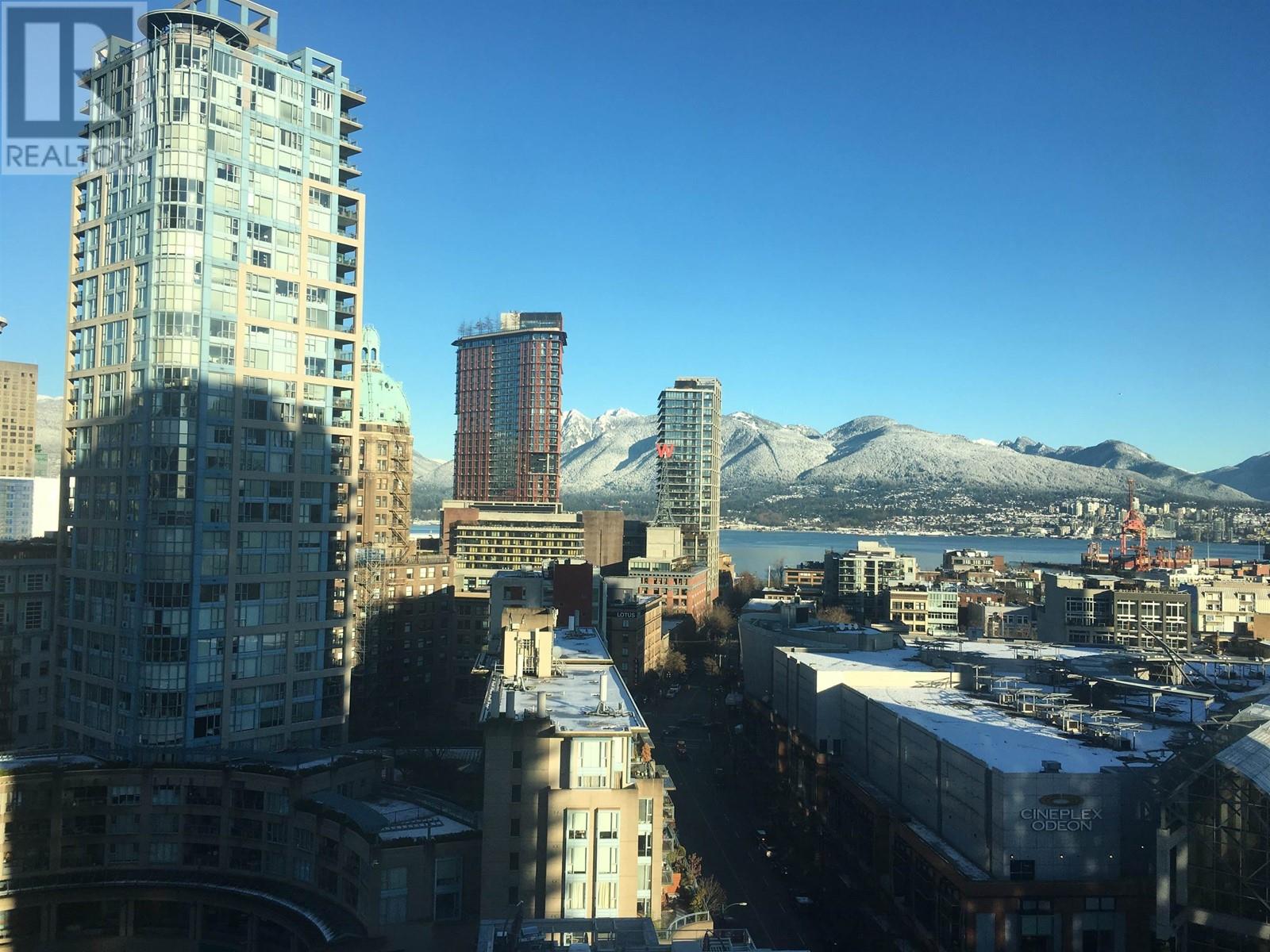 Listing Picture 17 of 29 : 1901 689 ABBOTT STREET, Vancouver / 溫哥華 - 魯藝地產 Yvonne Lu Group - MLS Medallion Club Member