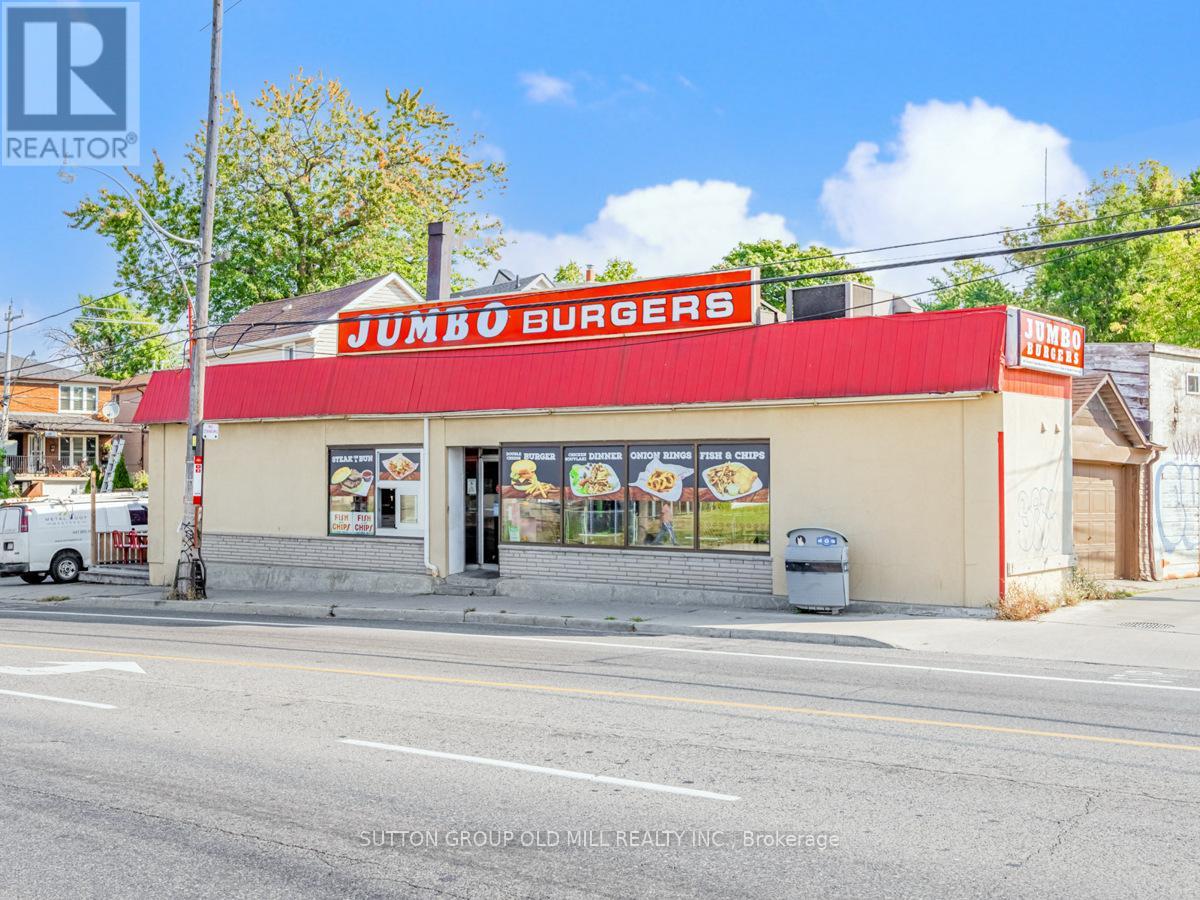 Property at 685 RUNNYMEDE ROAD image 1