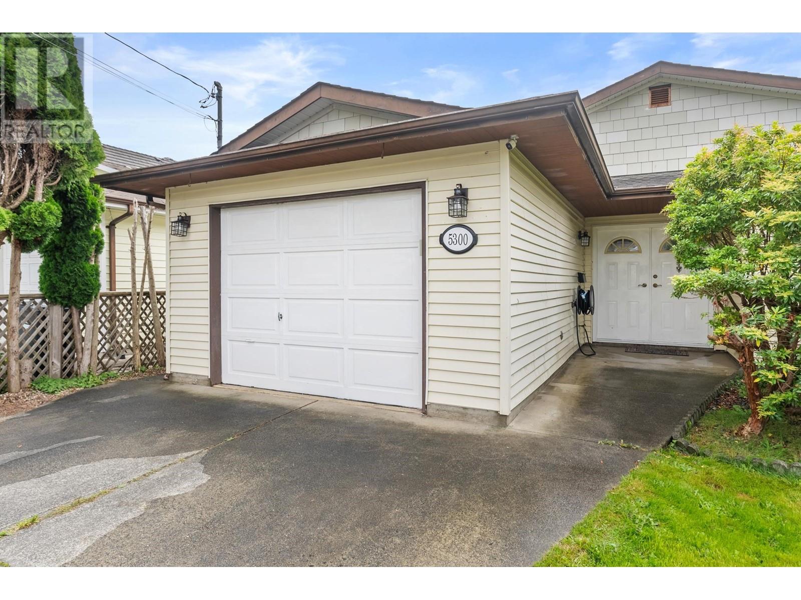 Listing Picture 30 of 38 : 5300 FRANCIS ROAD, Richmond / 烈治文 - 魯藝地產 Yvonne Lu Group - MLS Medallion Club Member