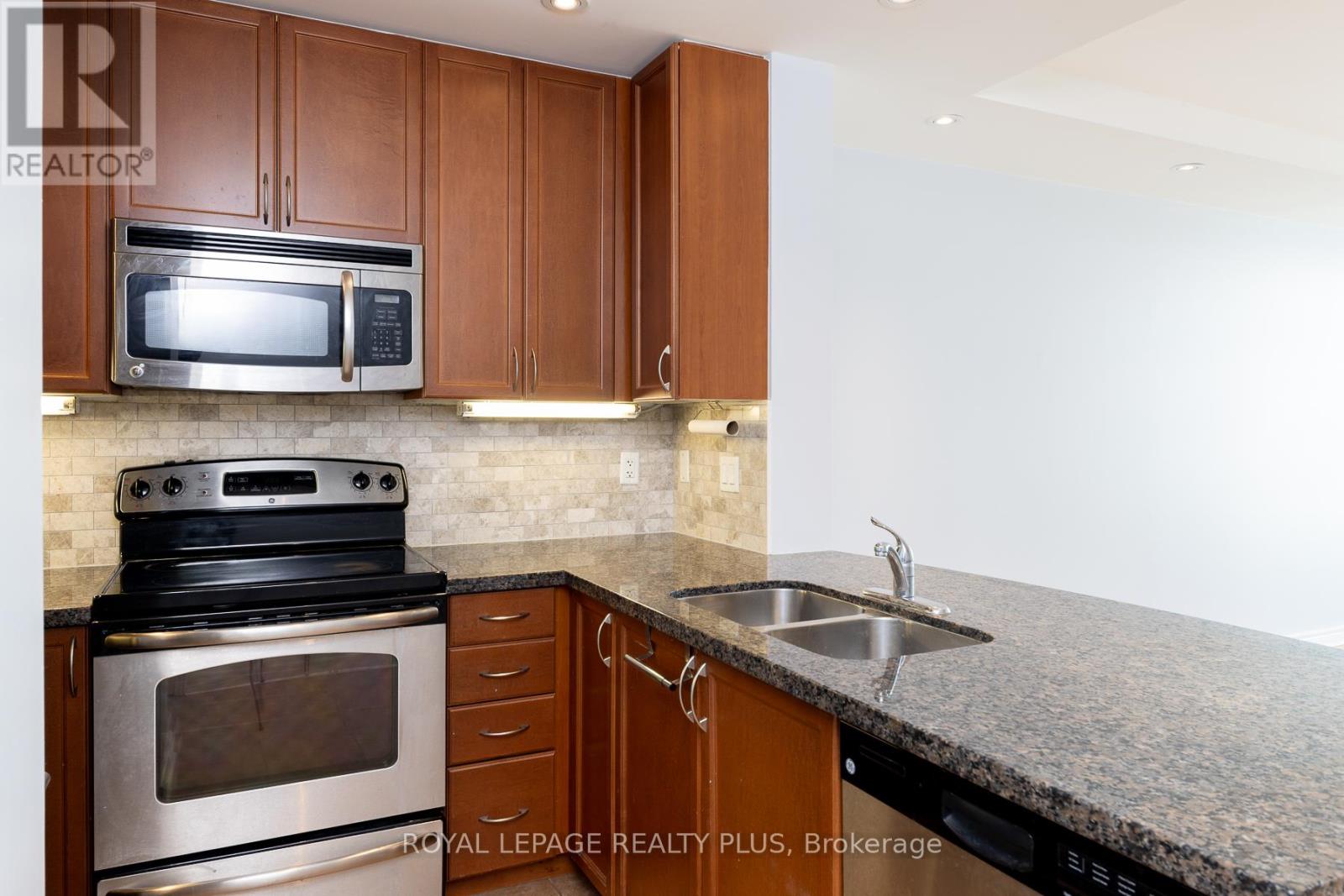 Ph2 - 4900 Glen Erin Drive, Mississauga, Ontario  L5B 3C2 - Photo 6 - W11967525