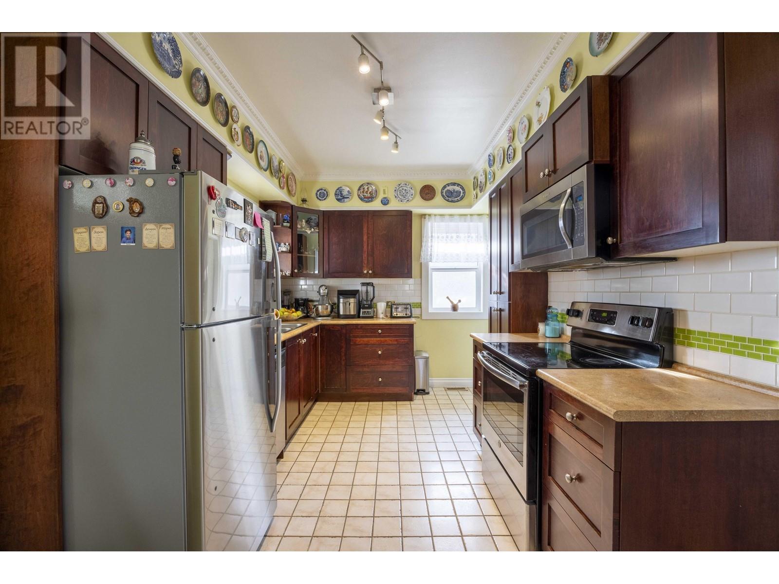 1504 Eighth Avenue, New Westminster, British Columbia  V3M 2S4 - Photo 4 - R2965924