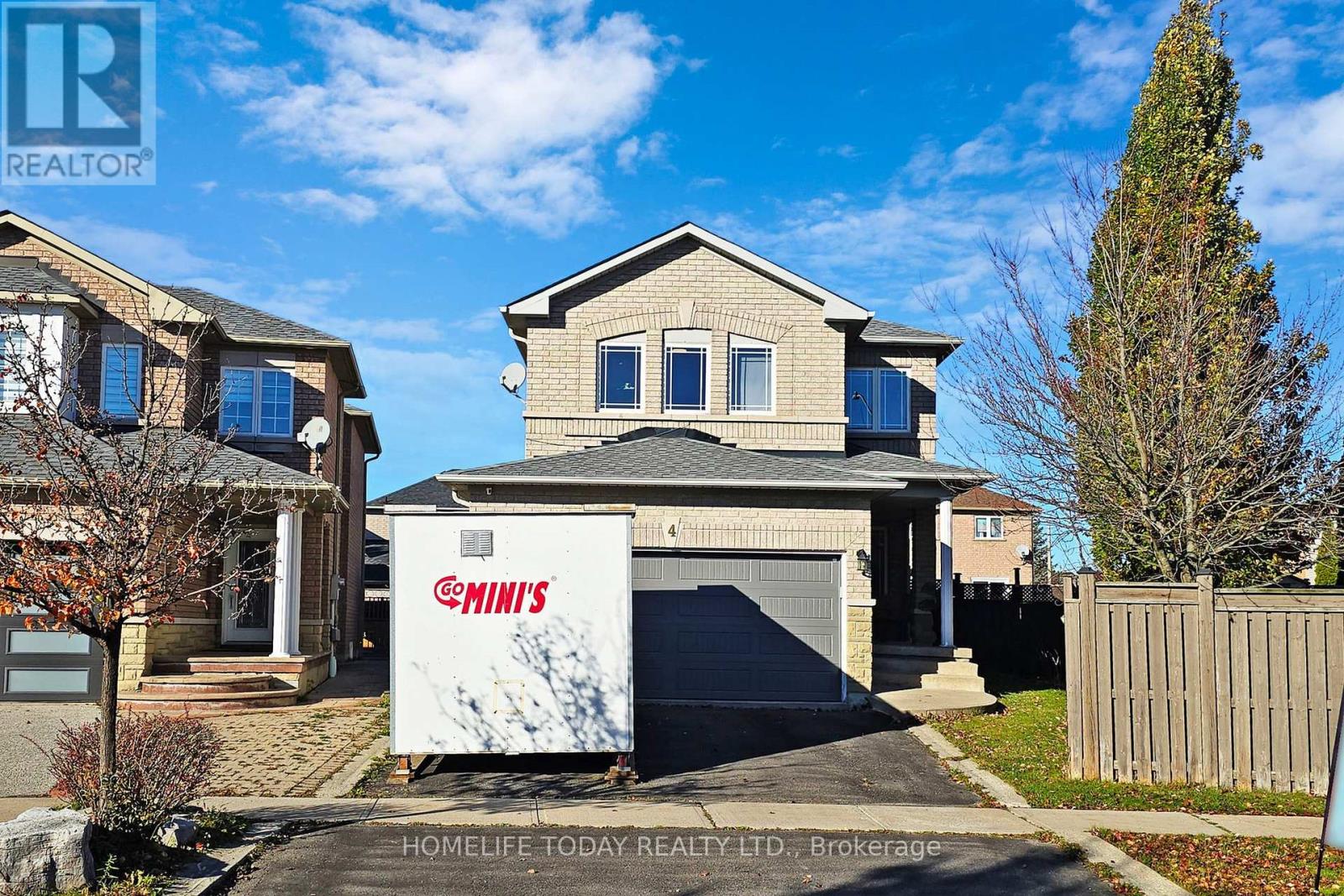 Property at 4 KALMAR CRESCENT image 1