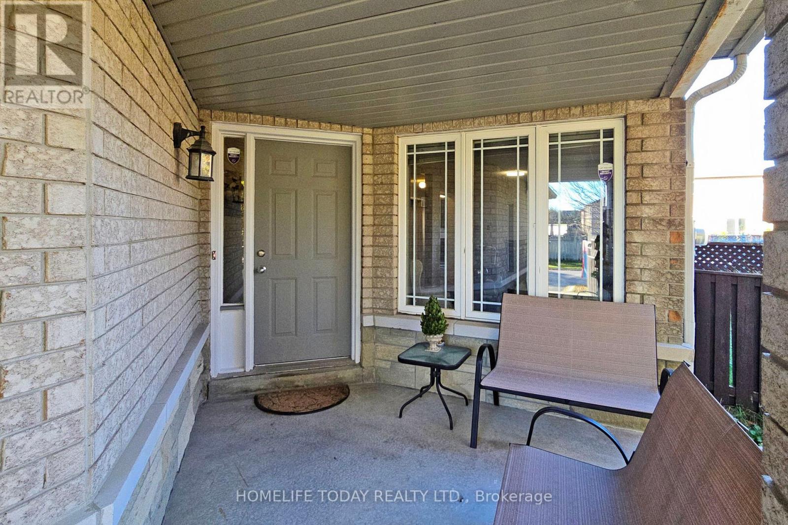 Property at 4 KALMAR CRESCENT image 4