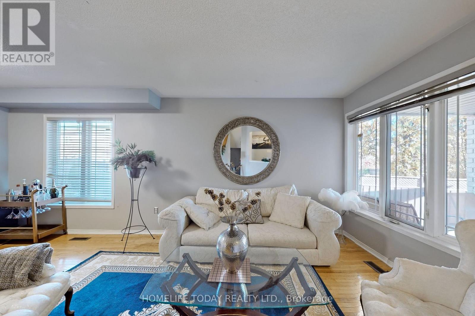 4 Kalmar Crescent, Richmond Hill, Ontario  L4E 3Z3 - Photo 6 - N11968584