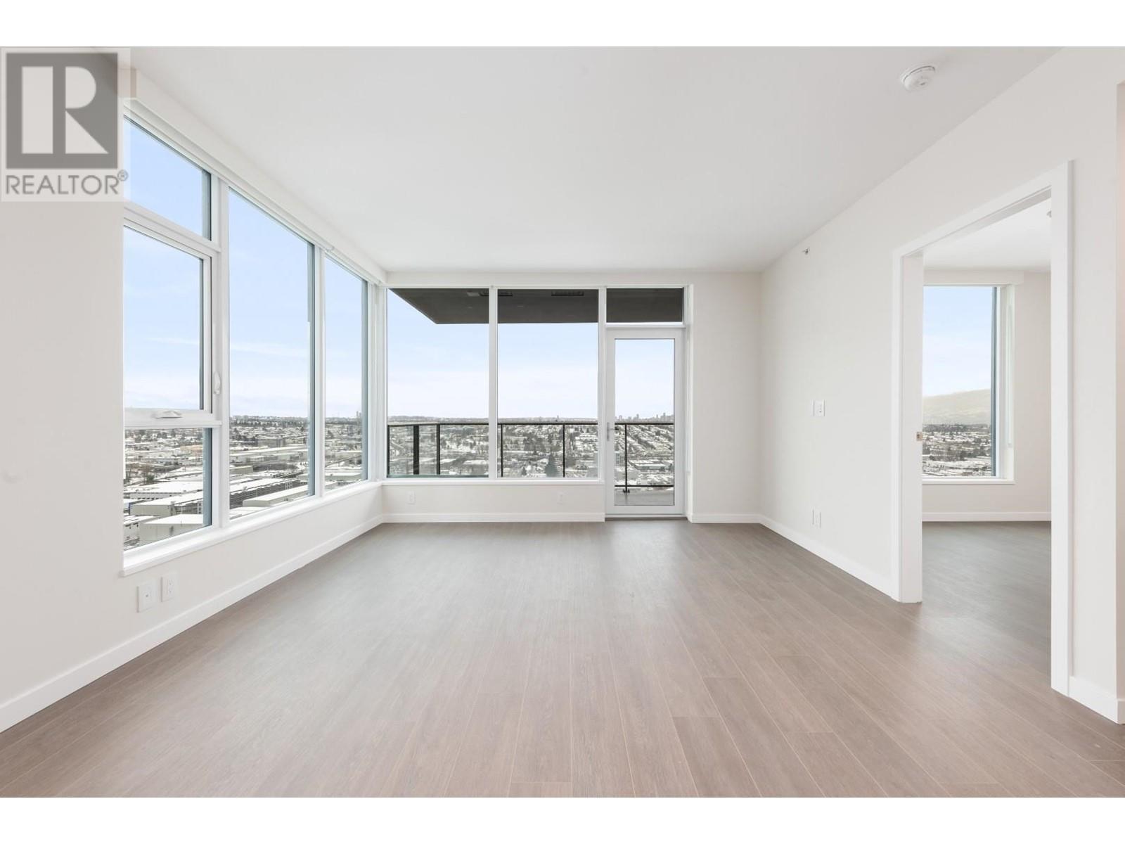 Listing Picture 17 of 39 : 2702 2108 GILMORE AVENUE, Burnaby / 本拿比 - 魯藝地產 Yvonne Lu Group - MLS Medallion Club Member