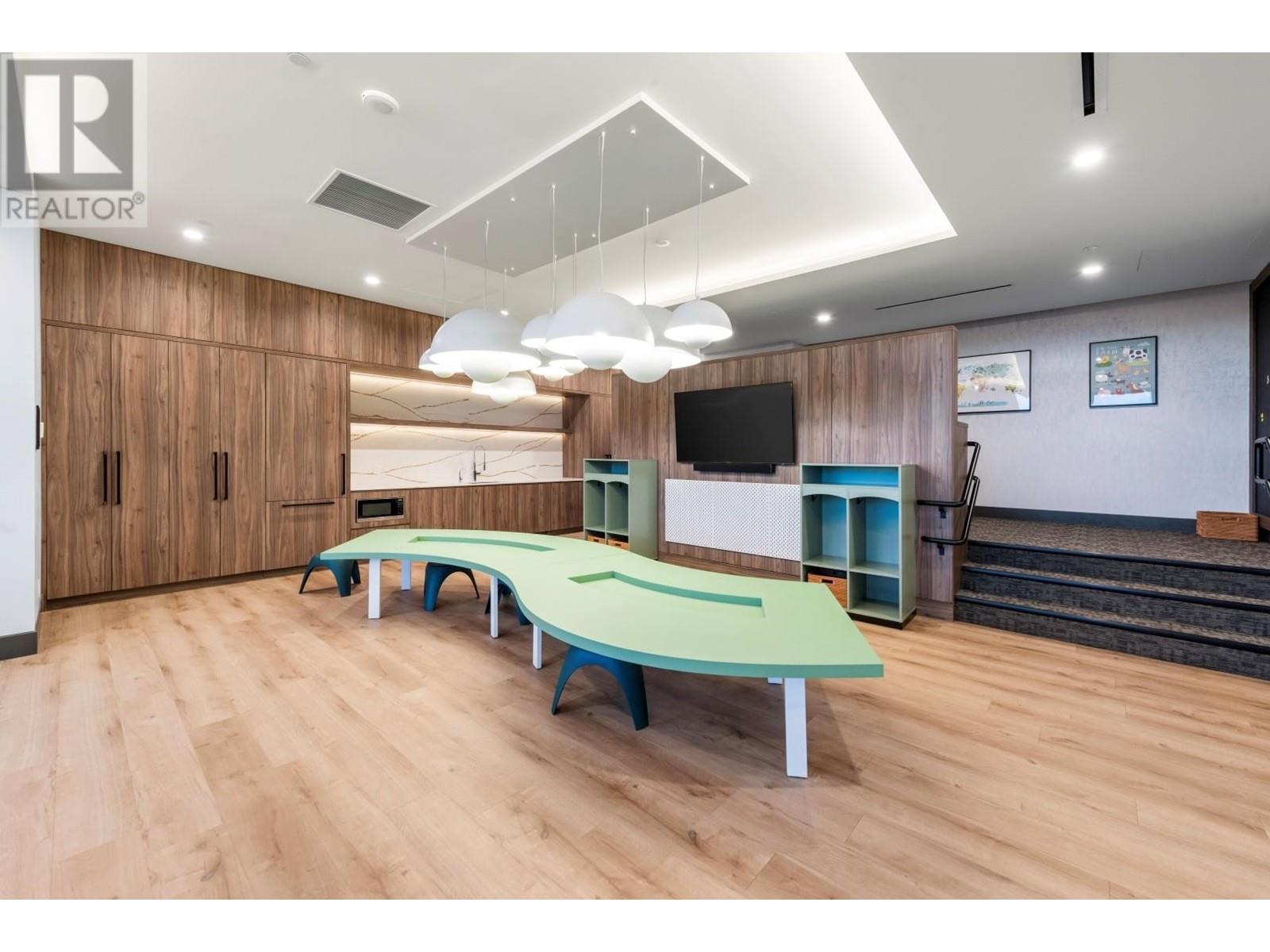 Listing Picture 24 of 39 : 2702 2108 GILMORE AVENUE, Burnaby / 本拿比 - 魯藝地產 Yvonne Lu Group - MLS Medallion Club Member
