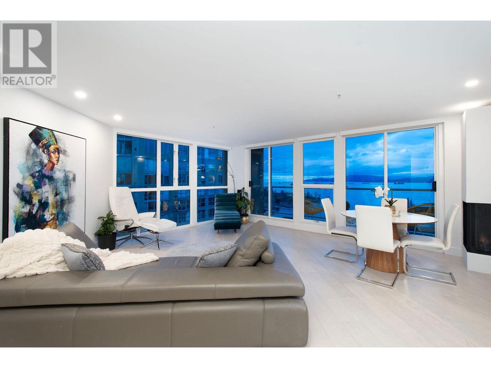 Property at 2201 907 BEACH AVENUE image 5
