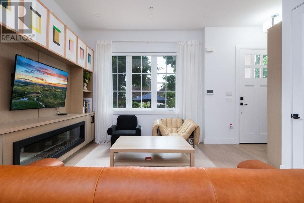 749 E 39th Avenue, Vancouver, British Columbia  V5W 1K5 - Photo 6 - R2965758