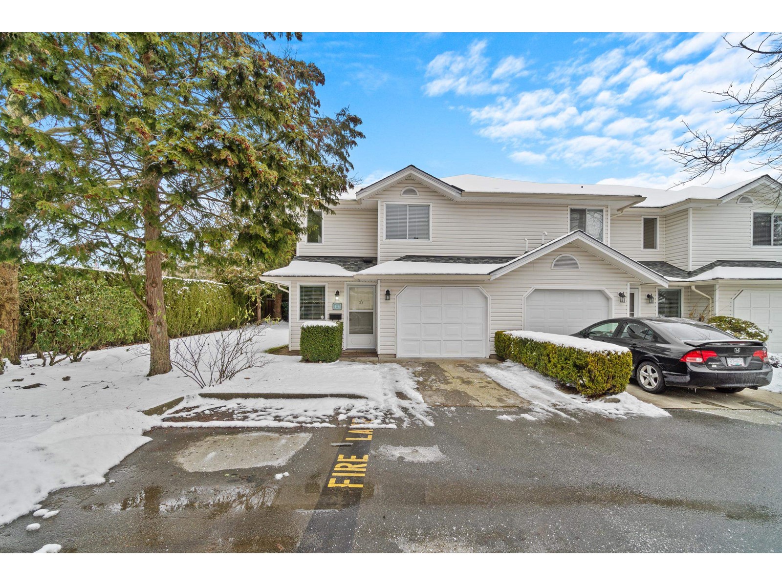 Property at 28 10130 155 STREET image 1
