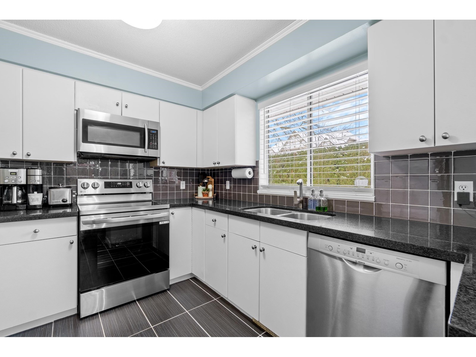 28 10130 155 Street, Surrey, British Columbia  V3R 0R6 - Photo 8 - R2966072